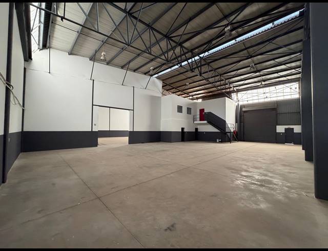 771M² WAREHOUSE TO LET IN RANDJESPARK